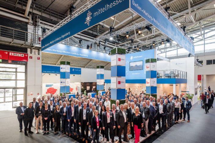 Die Region Mittelhessen ist erneut auf der wichtigsten Immobilienmesse Europas vertreten, der EXPO REAL in München. Die Messe bietet Innovationen und Lösungen für die Immobilienwirtschaft und sorgt für Orientierung in einer Zeit der Umbrüche. Transformation beschäftigt den Markt. (Foto: Tilman Lochmüller)