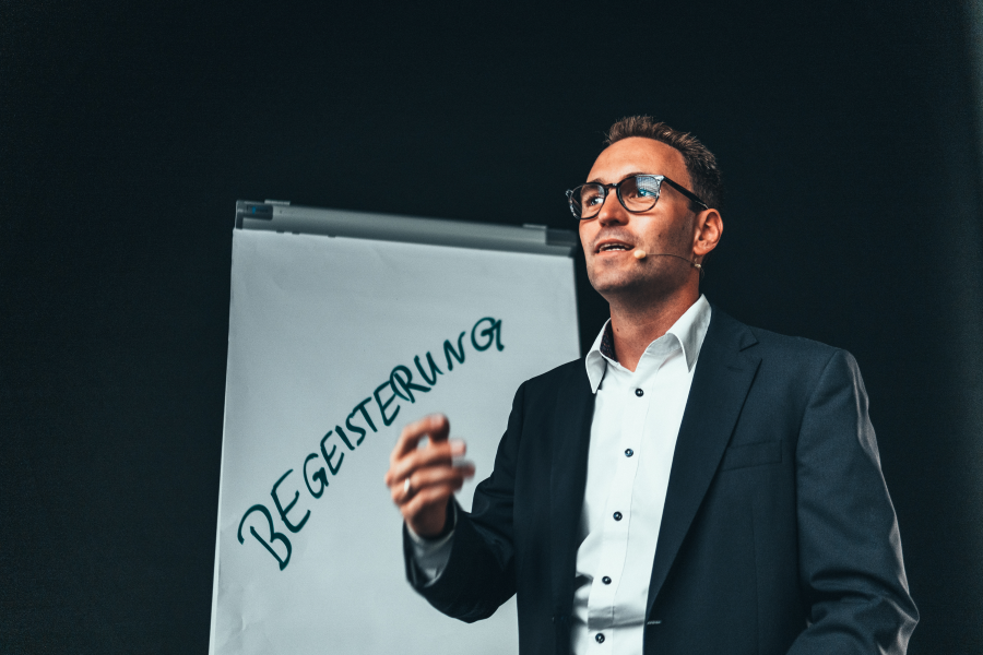 Portrait von Dominik Krause