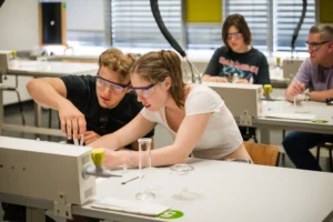 Liebig Discovery Days – Chemie an der Justus-Liebig-Universität erleben
