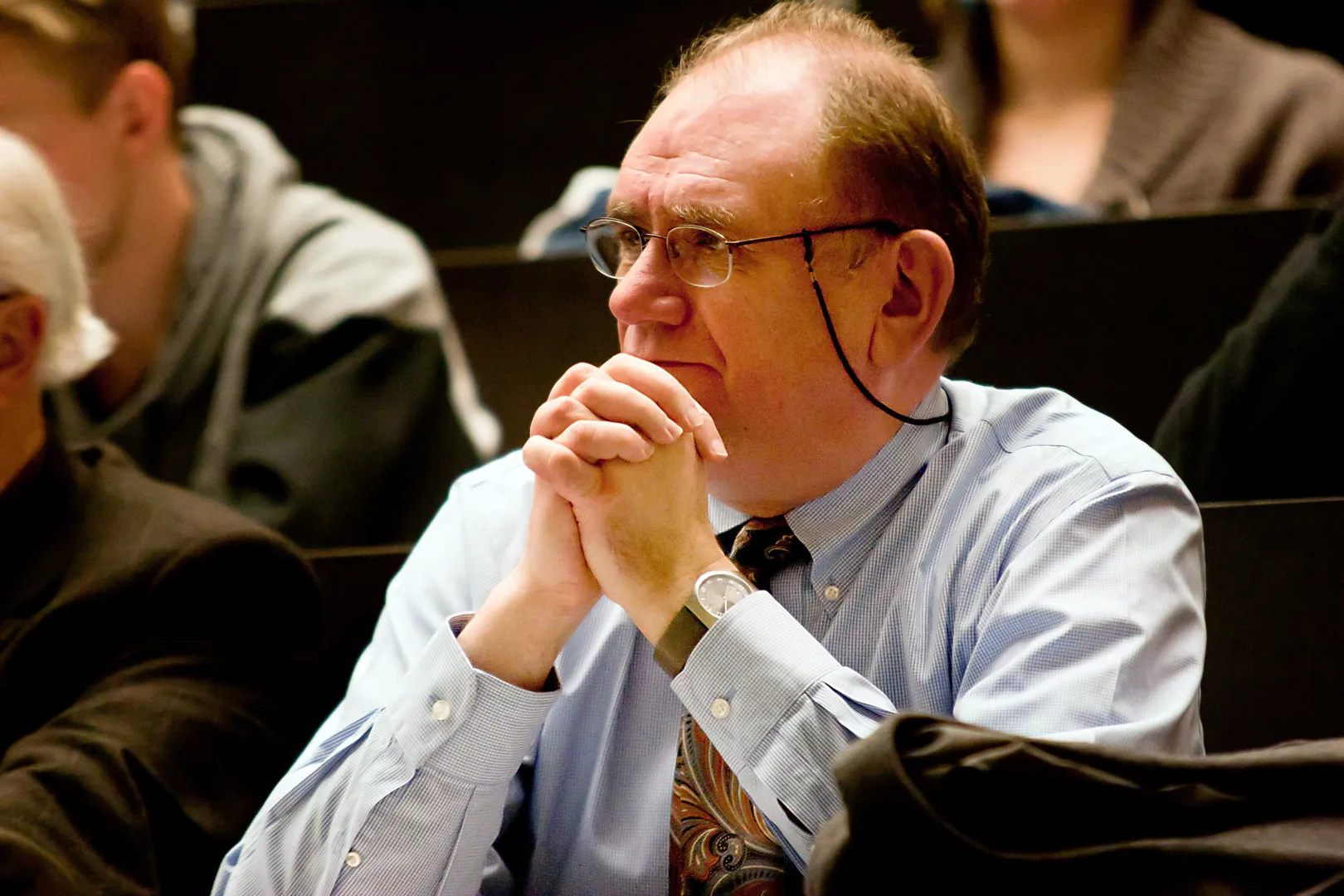 „Die Marburger Mikrobiologie hat Weltruf“, sagt Professor Dr. Erhard Bremer, Sprecher des SFB 987 „Mikrobielle Diversität in der umweltabhängigen Signalantwort“. Sein SFB erhält eine Anschlussförderung der DFG. Foto: Pohle/Conventus  