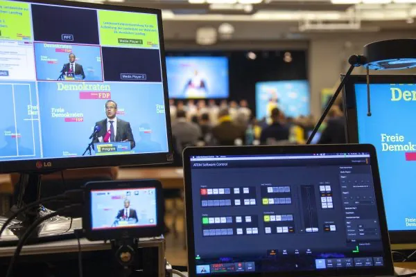 Als starkes Netzwerk von Produzenten, unterstützt CASAMOTION seit vielen Jahren die Institutionen in Mittelhessen mit der Produktion von Bewegtbild-Inhalten. (Quelle: Carsten Meier)