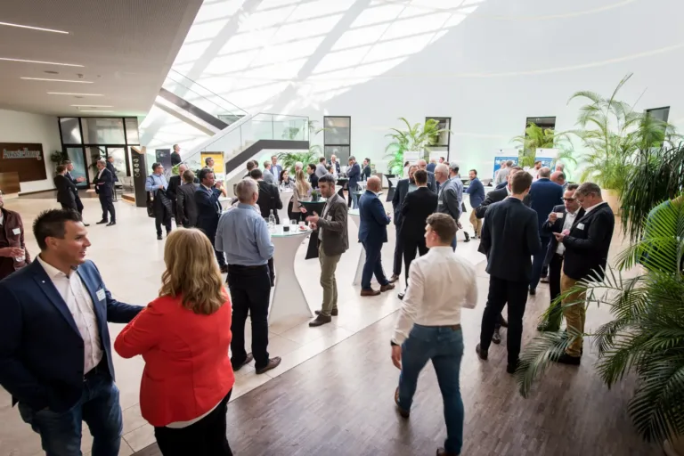 TeamMit Talk – Prof. Dr. Jens Minnert und Christian Schreier im Interview