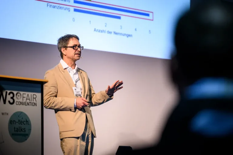 TeamMit Netzwerktreffen der Automobilindustrie auf W3+ Fair Messe