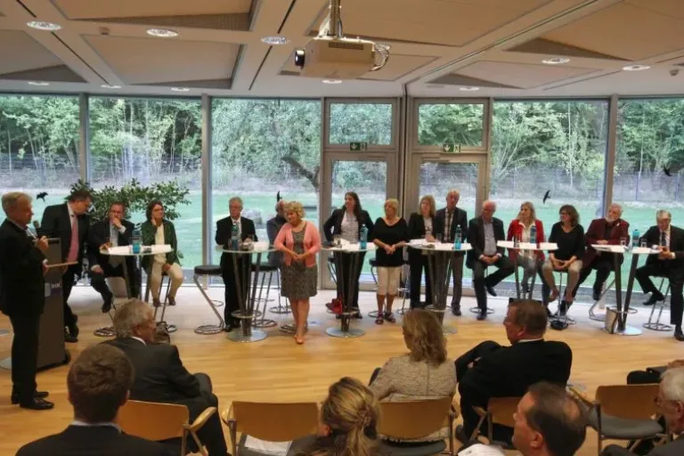 IHK-Hearing lässt die Landtagswahl-Kandidaten zu Wort kommen