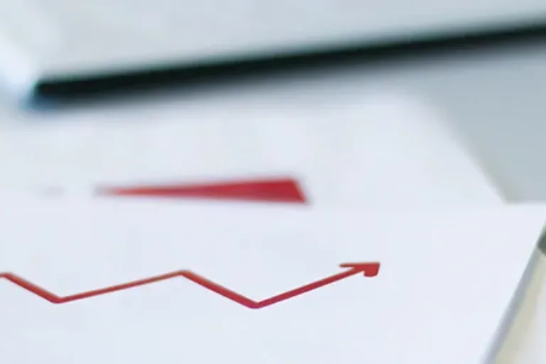 Viele Neueinstellungen und weiterhin Nachfrage nach Fachkräften