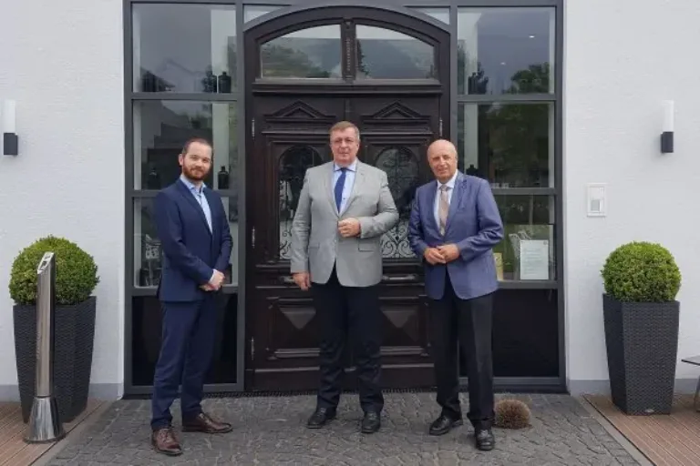 Breitbandausbau vorantreiben