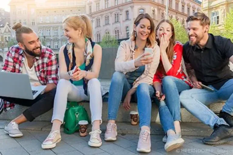 Ausbildungskampagne: dual goes digital