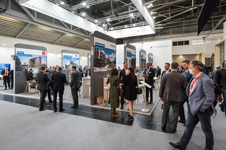 Mittelhessen zeigen Flagge auf der Expo Real in München