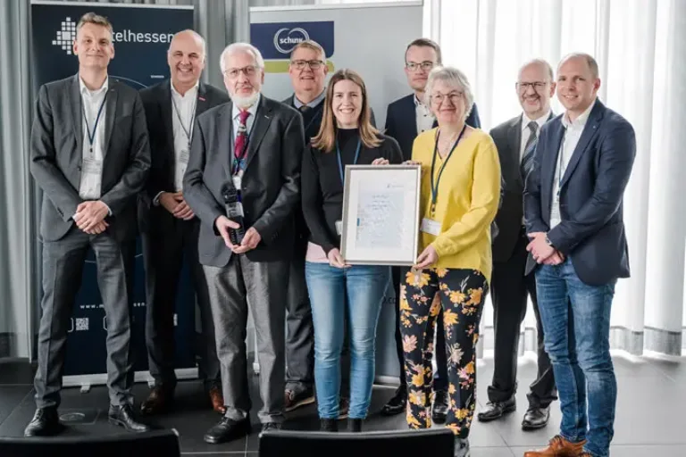 MINTmit-Preis 2023 geht an Verein Mathematik-Zentrum Wetzlar