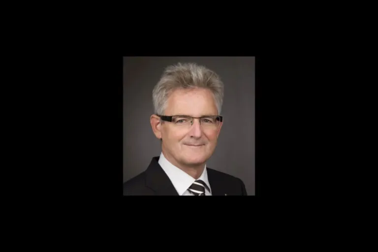 Studium? Ausbildung? StudiumPlus ist die Lösung für beides!