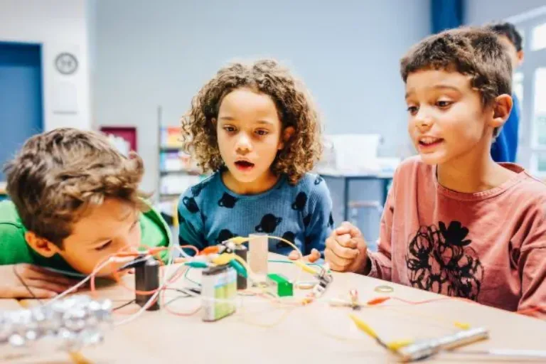 Mathematikum: neues Fortbildungsangebot "Energiebildung im Grundschul-Bereich"