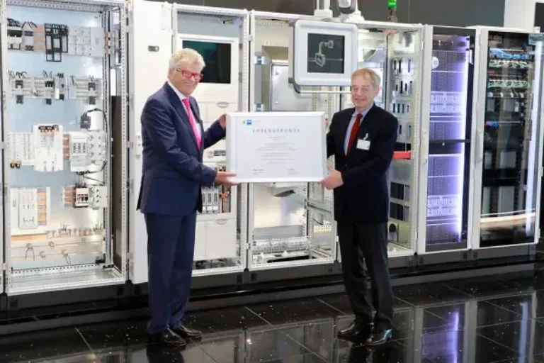 IHK ehrt Prof. Friedhelm Loh für unternehmerische Leistungen in Mittelhessen