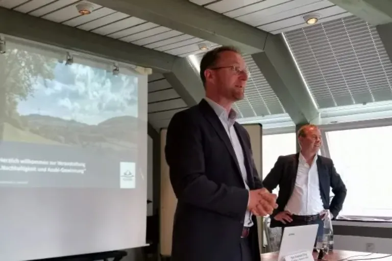 Jugendliche durch nachhaltiges Wirtschaften für das Handwerk begeistern