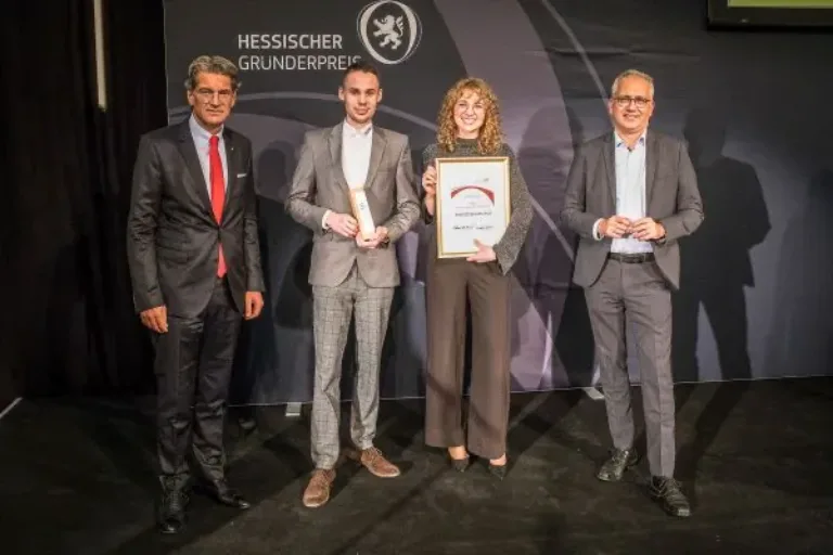 THM-Team Fisego gewinnt Hessischen Gründerpreis in der Kategorie „Gründung aus der Hochschule“