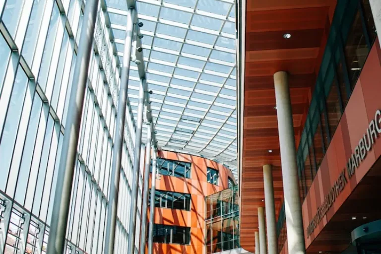 Ministerien und Universitäten verständigen sich auf Bachelor in Jura-Staatsexamensstudiengängen