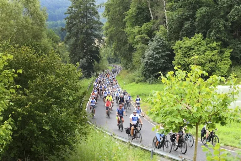 hr Radtour in Mittelhessen: Miteinander radeln und feiern entlang an Dill und Lahn