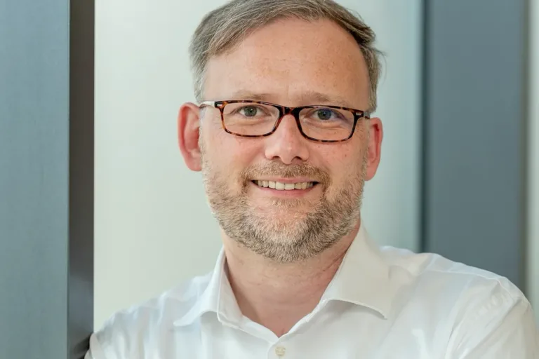 Drei Fragen vor der Hessischen Landtagswahl 2023 an … Jens Womelsdorf