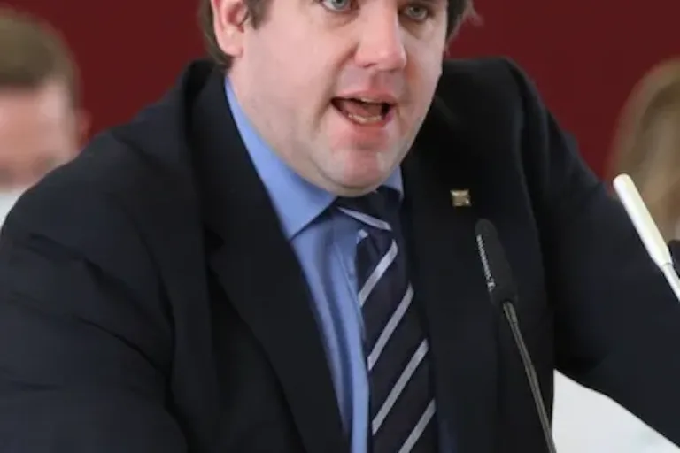 Erster Kreisbeigeordneter Marian Zachow verlässt Marburg-Biedenkopf