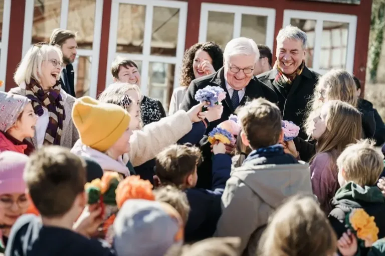 Bundespräsident Frank-Walter Steinmeier verbringt 14. Ortszeit in Mittelhessen