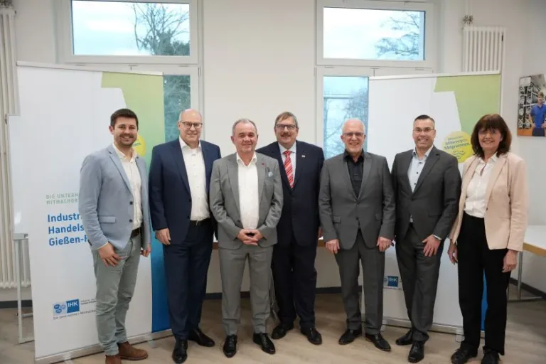 Schnelle Hilfe für Unternehmen in Schieflage