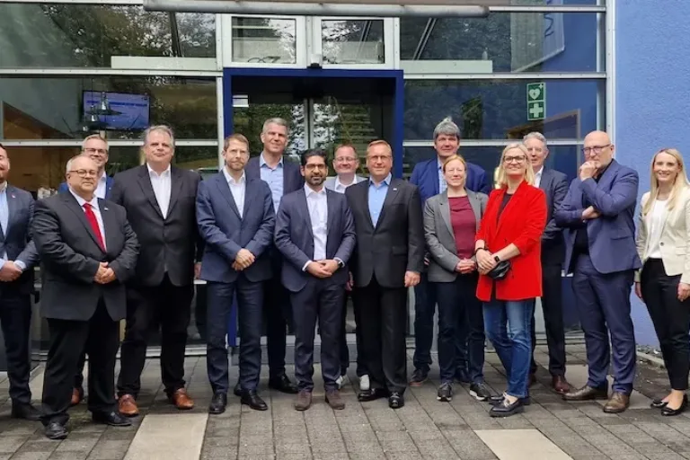 Wirtschaftsminister besucht IHK Lahn-Dill