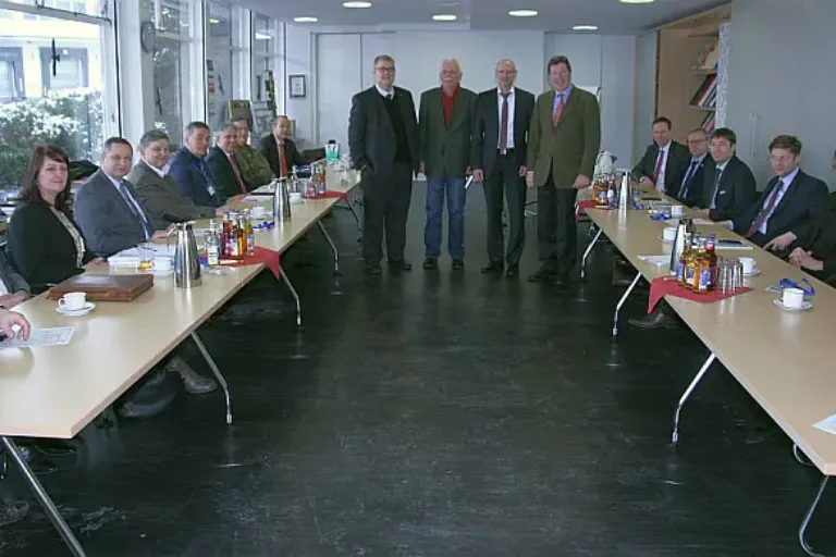 Wie geht es weiter mit dem Bau der Autobahn A49?