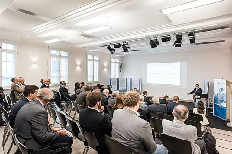 Forum über Zusammenarbeit in der Metropolregion