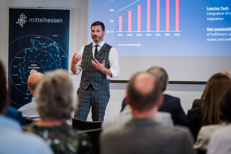 Treffen des Netzwerks Wirtschaft im Mathematikum am 13.07.23.