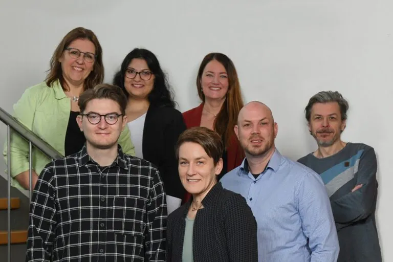 „Trio für Weiterbildung“: Neues Pilotvorhaben stärkt betriebliche Weiterbildung in Mittelhessen